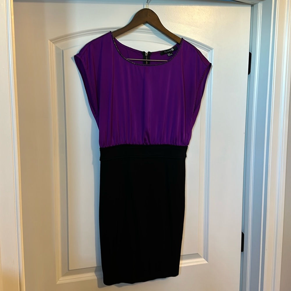 Party dress with beautiful neckline